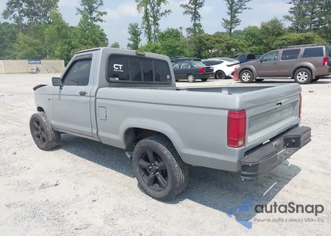 1992 Ford Ranger z USA, uszkodzony, nr VIN 1FTCR10A3NUD34606